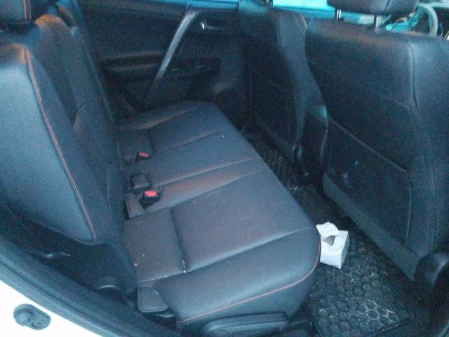 2018 TOYOTA RAV4 SE - 2T3JFREV9JW782761