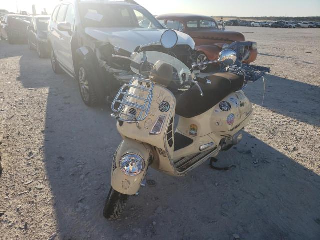 2014 VESPA GTS 300 SU ZAPM459L7E5902153