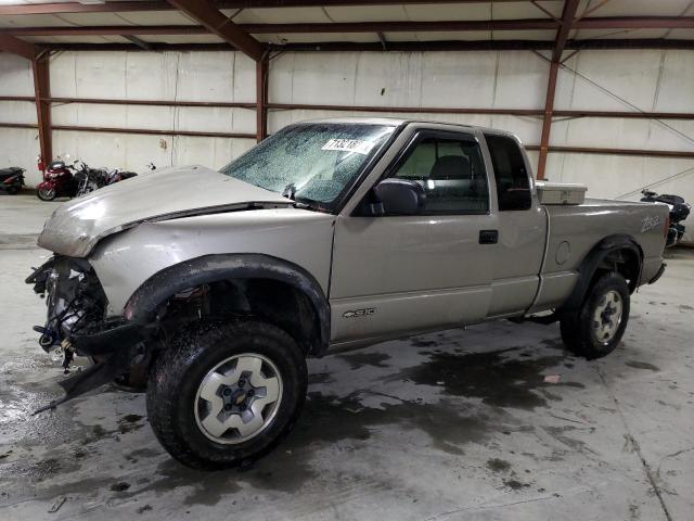 Salvage cars for sale from Copart Knightdale, NC: 2002 Chevrolet S Truck S1