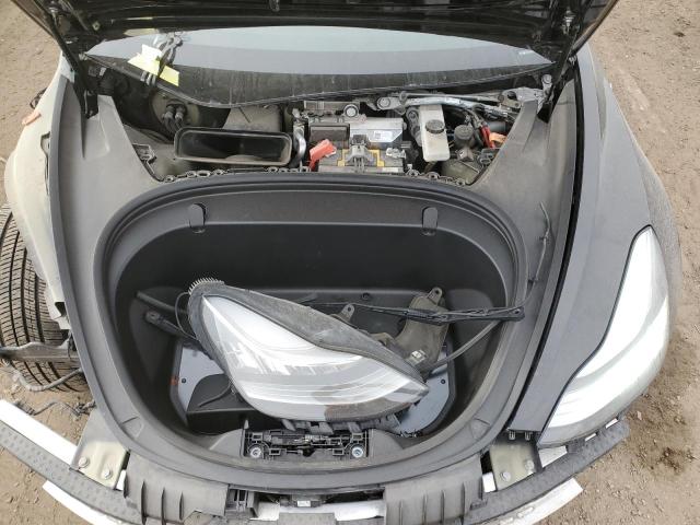 5YJ3E1EB3JF127598 Tesla MODEL 3
