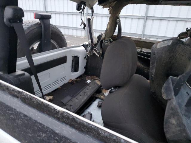 1C4AJWAG5HL725961 Jeep Wrangler Sport