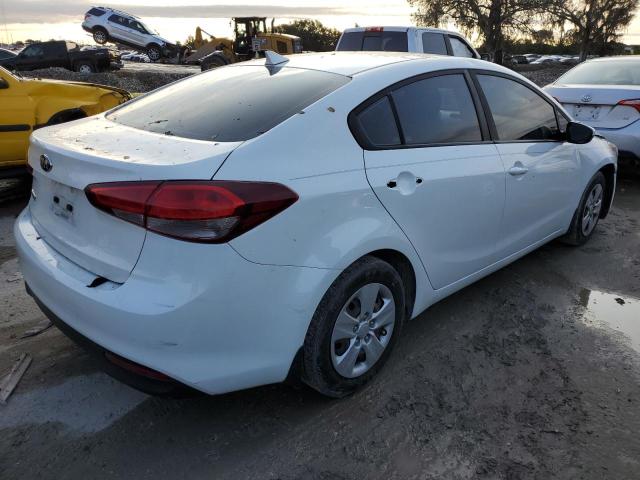 3KPFK4A78JE239215 KIA Forte