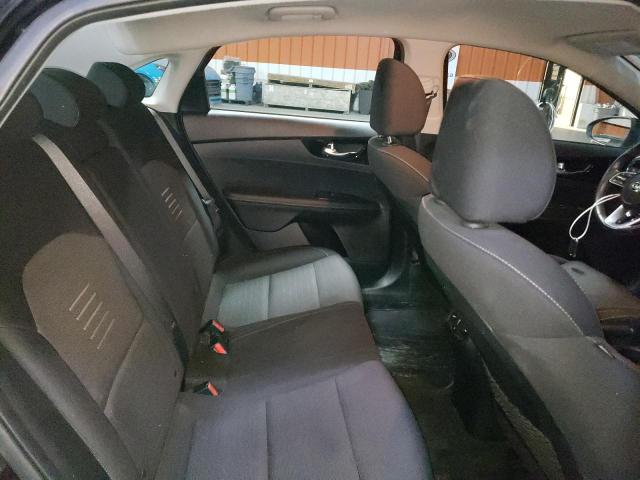 3KPF54AD6KE112588 KIA FORTE EX