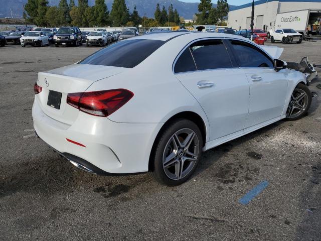 WDD3G4EB6KW032029 Mercedes-Benz A 220
