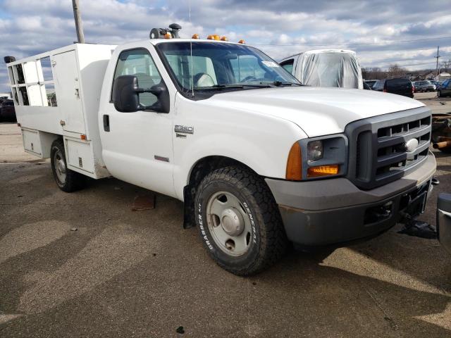 Salvage cars for sale from Copart Moraine, OH: 2005 Ford F350 SRW S