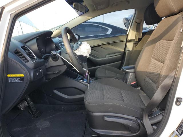 3KPFK4A78JE239215 KIA Forte