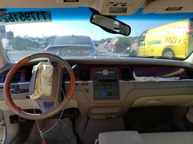 1LNHM83W54Y664917 Lincoln TOWNCAR