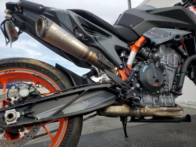 2021 KTM 890 DUKE R - VBKTU9404MM806193