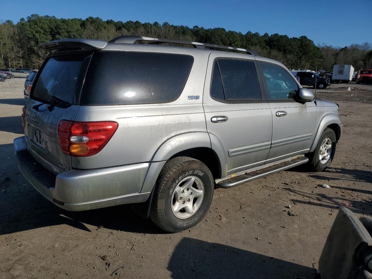 2002 Toyota Sequoia Sr5 VIN: 5TDZT34AX2S105552 Lot: 41679793