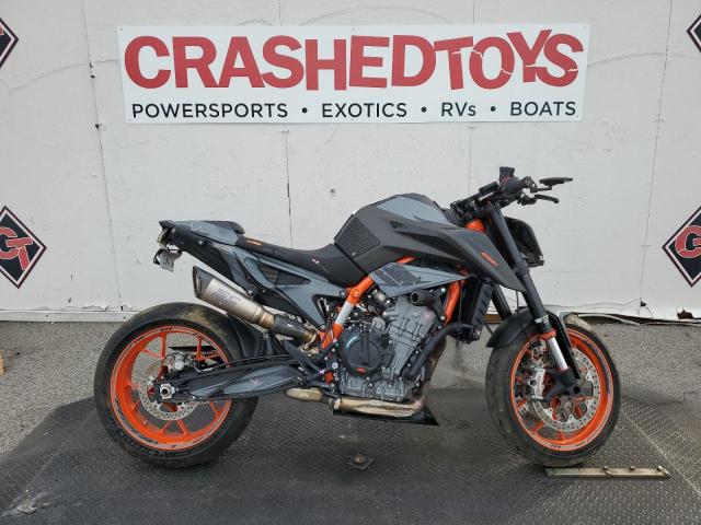 2021 KTM 890 DUKE R - VBKTU9404MM806193