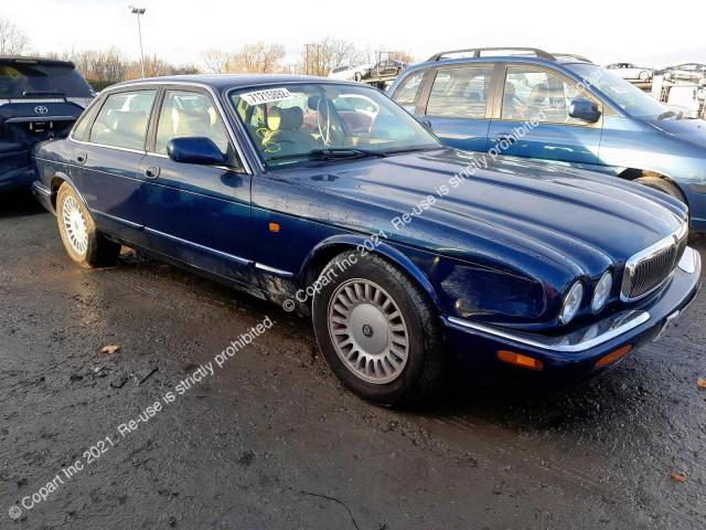 SAJJJALG3CR838128 Jaguar Xj8 Auto