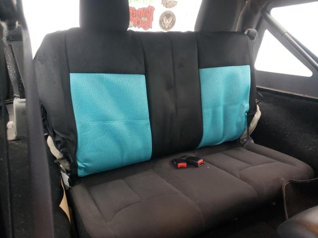 1C4AJWAG0GL124617 Jeep Wrangler Sport