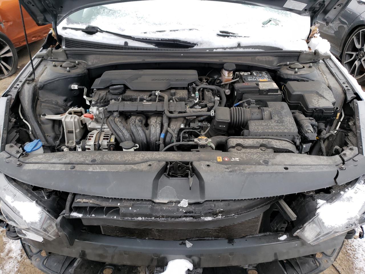 2021 Hyundai Elantra - Image 11