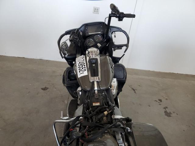 2018 HARLEY-DAVIDSON FLTRU - 1HD1KGD11JB657579