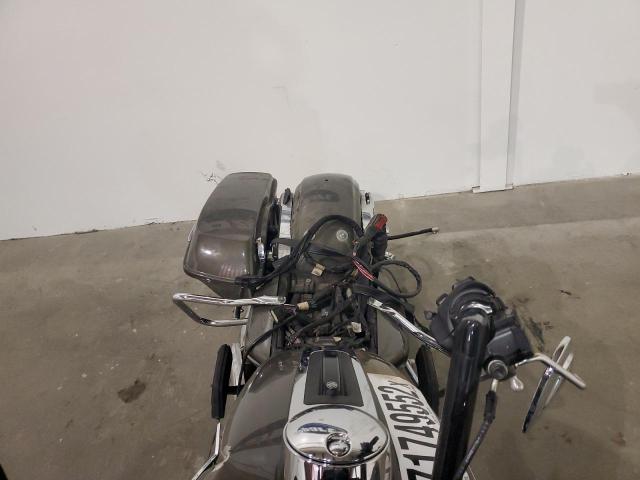 2018 HARLEY-DAVIDSON FLTRU - 1HD1KGD11JB657579