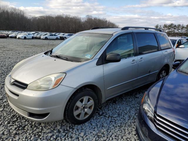 Toyota Sienna 2004