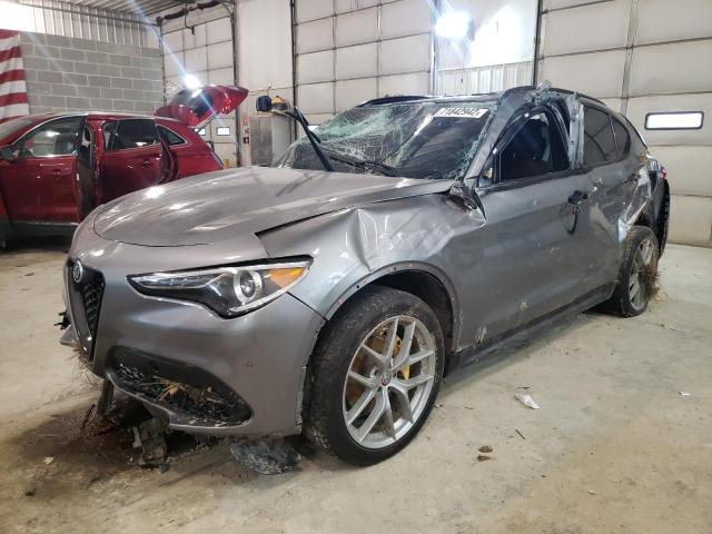 2018 ALFA ROMEO STELVIO TI - ZASFAKNN2J7C02720