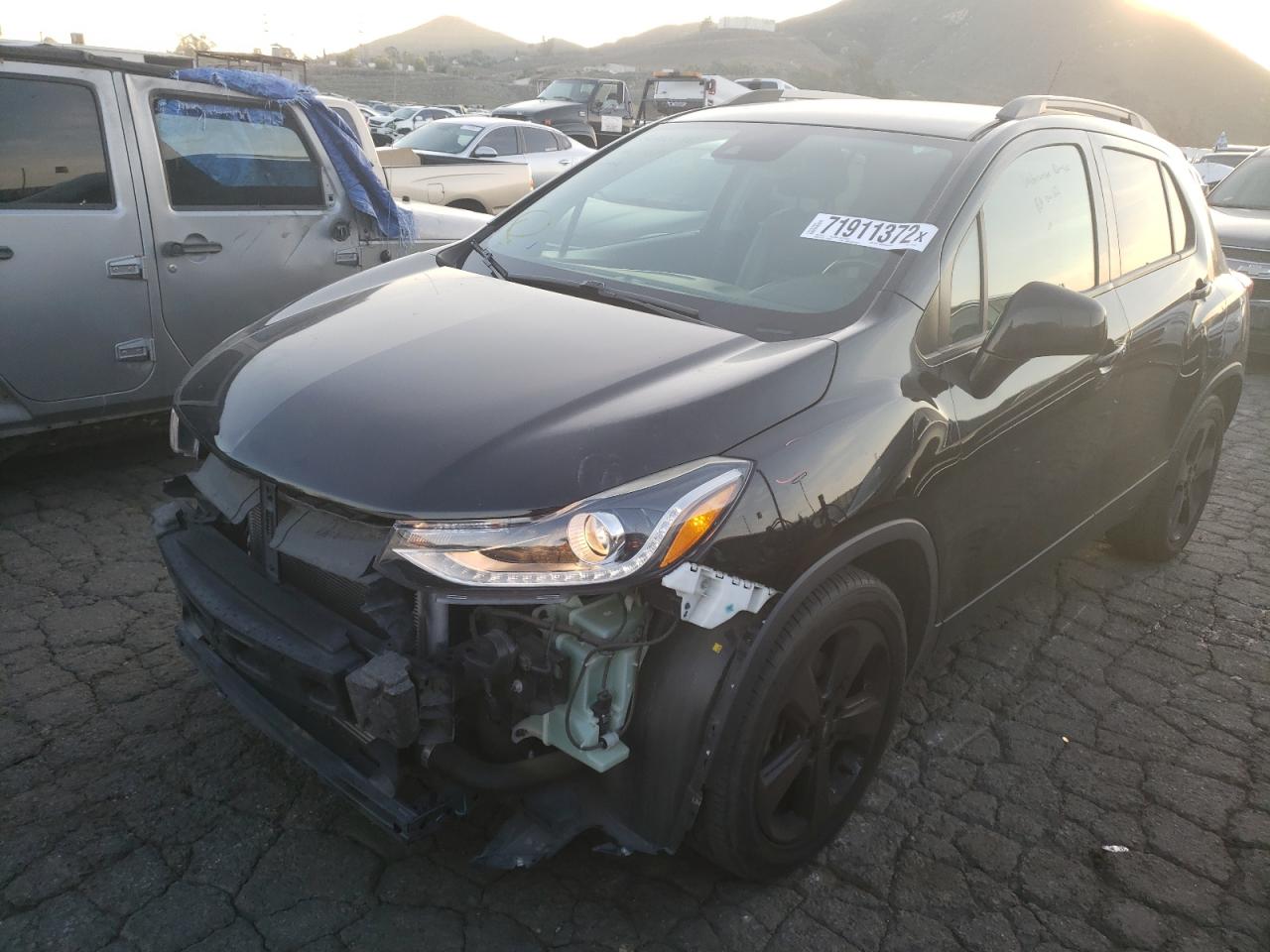 KL7CJMSB1JB711192 CHEVROLET TRAX PREMI 2018