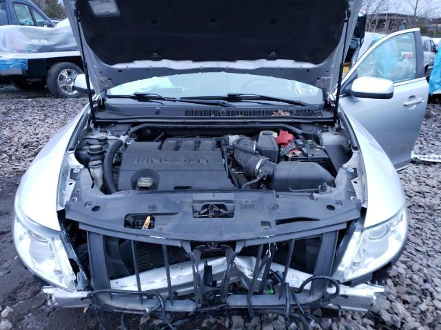 1LNHL9ER2CG805429 Lincoln MKS