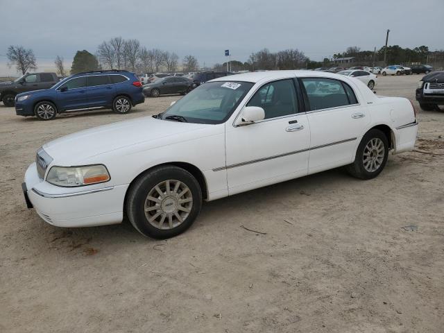 2006 Lincoln Town Car Signature