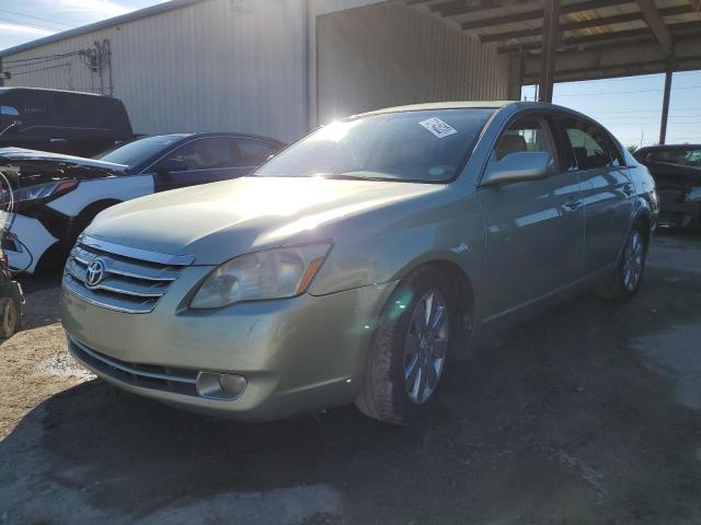 2005 Toyota Avalon XL