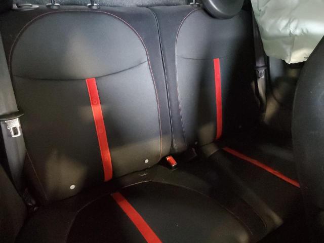 3C3CFFFHXFT501702 Fiat 500