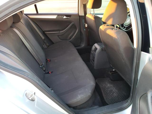 2016 VOLKSWAGEN JETTA SE - 3VWD67AJ3GM326315