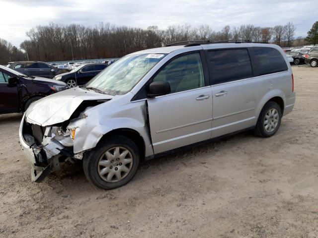 2010 Chrysler Town & Country LX