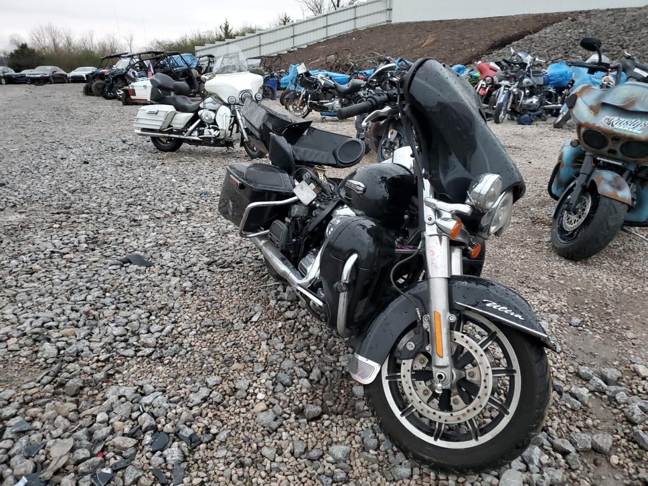 1HD1FCC11KB668906 HARLEY-DAVIDSON FLHTCU 2019