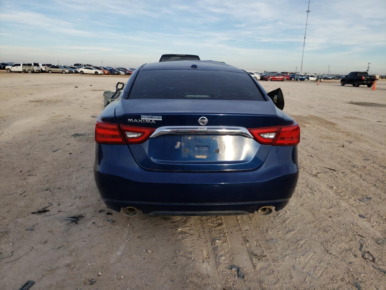 1N4AA6AP4GC387716 NISSAN MAXIMA 2016