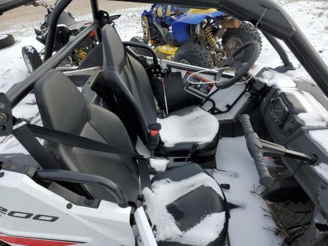 2022 POLARIS RZR 200 EF - L6KHCB185NS000118