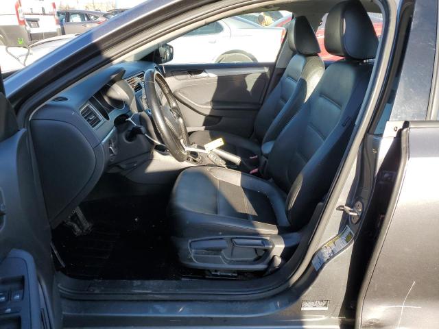 2018 VOLKSWAGEN JETTA SE - 3VWDB7AJ6JM256988