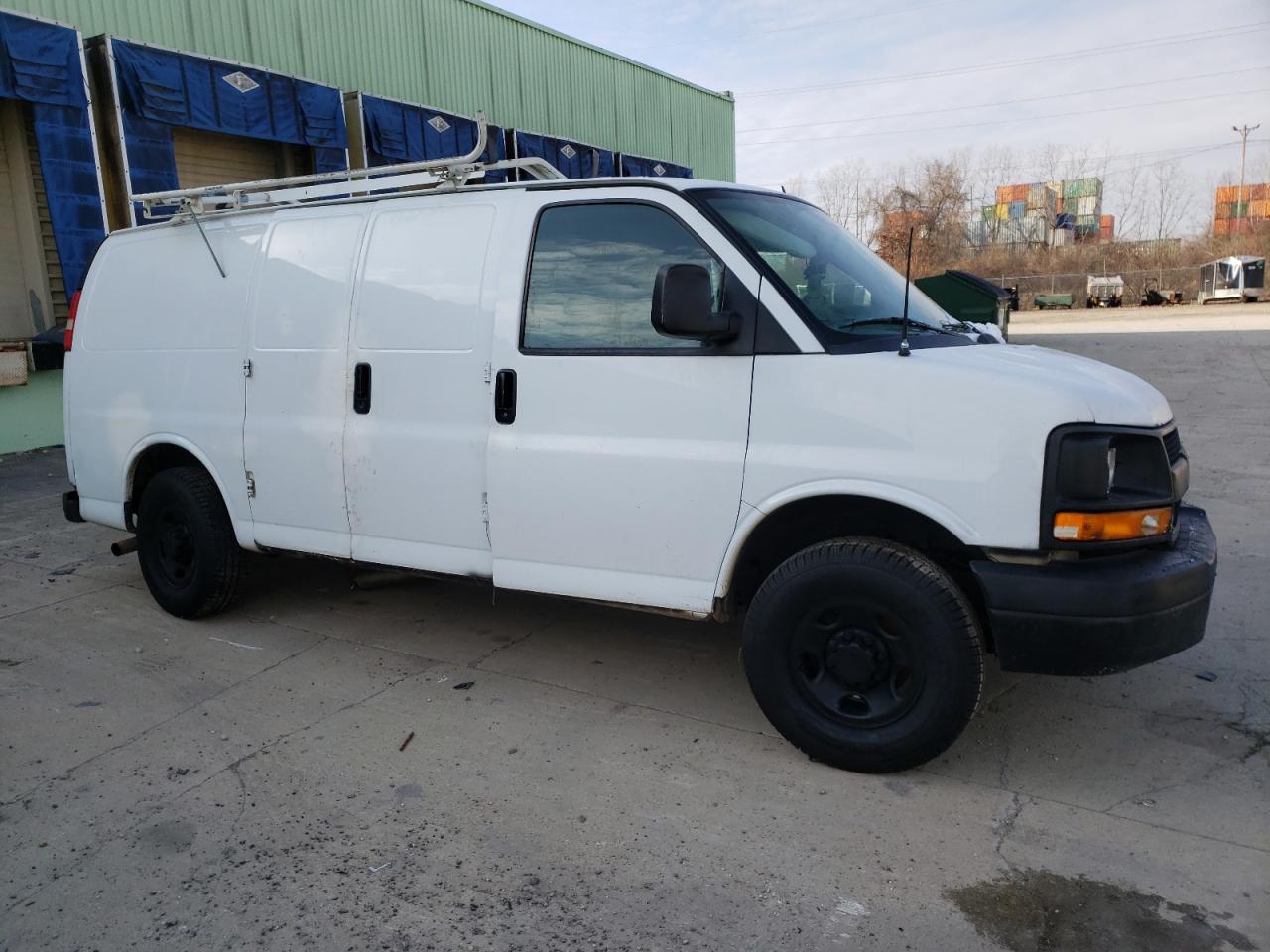 VIN 1GCWGFFF1F1107971 2015 CHEVROLET EXPRESS no.4