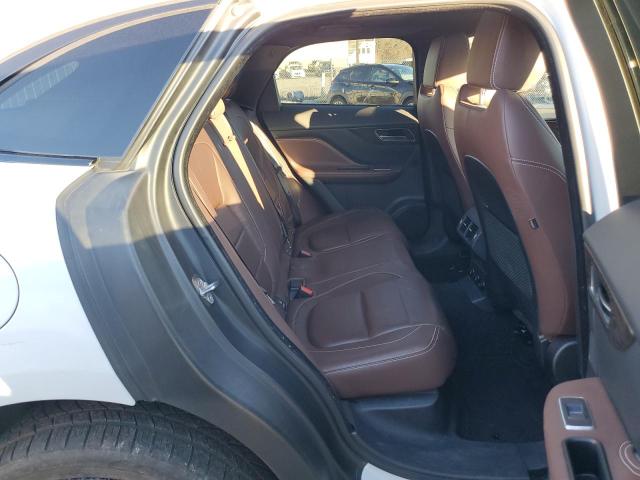 SADCM2BV8HA071320 Jaguar F-Pace