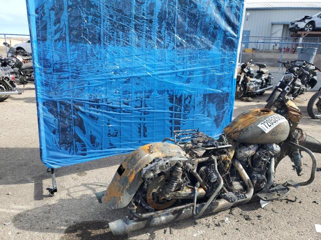 2019 HARLEY-DAVIDSON FLHTCU - 1HD1FCC14KB648925