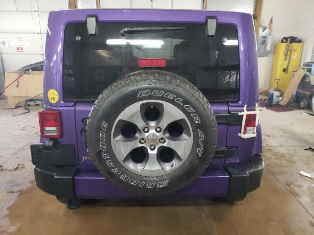1C4BJWEG6JL820145 Jeep Wrangler Unlimited Sahara