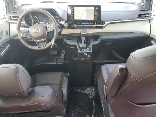 2022 TOYOTA SIENNA LIM 5TDERKECXNS121858