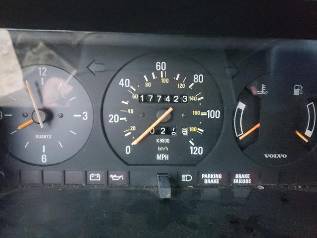 YV1AX8850J1793823 Volvo 245