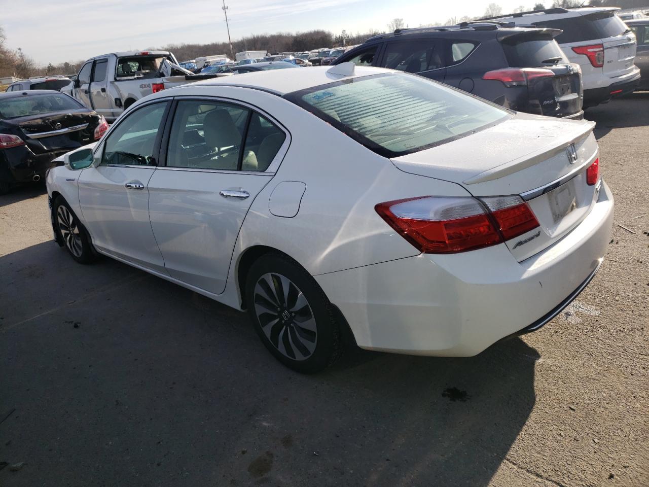 1HGCR6F72EA006492 2014 Honda Accord Touring Hybrid