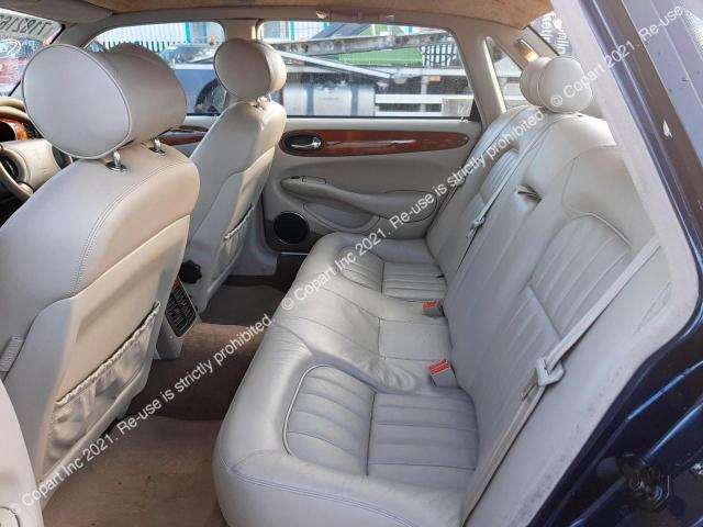 SAJJJALG3CR850171 Jaguar Xj8 Auto