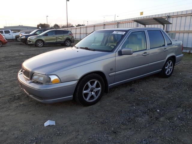 1999 Volvo S70 