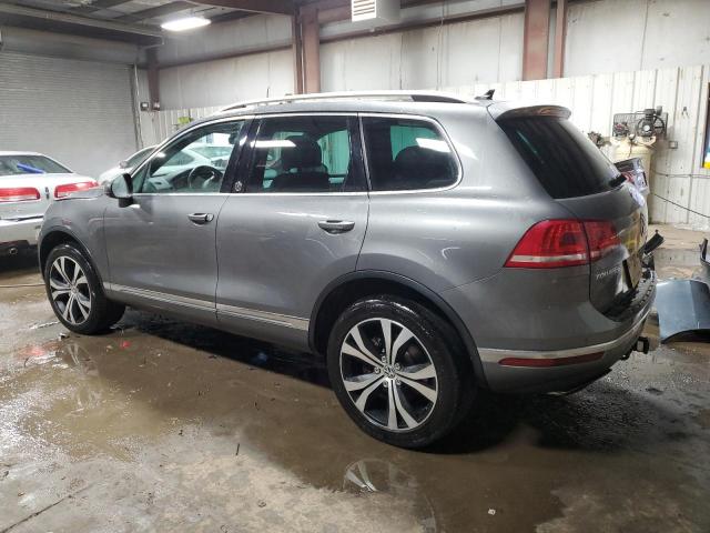 2017 VOLKSWAGEN TOUAREG WO WVGRF7BP9HD002693