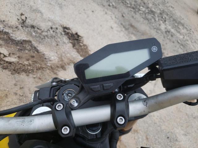 2015 YAMAHA FZ09 JYARN33E3FA004866