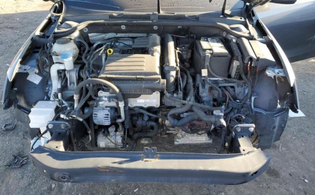 2018 VOLKSWAGEN JETTA SE - 3VWDB7AJ6JM256988