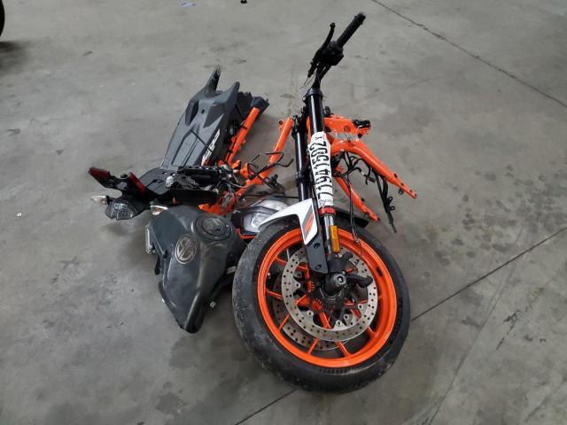 2021 KTM 890 DUKE R - VBKTU9405MM811306