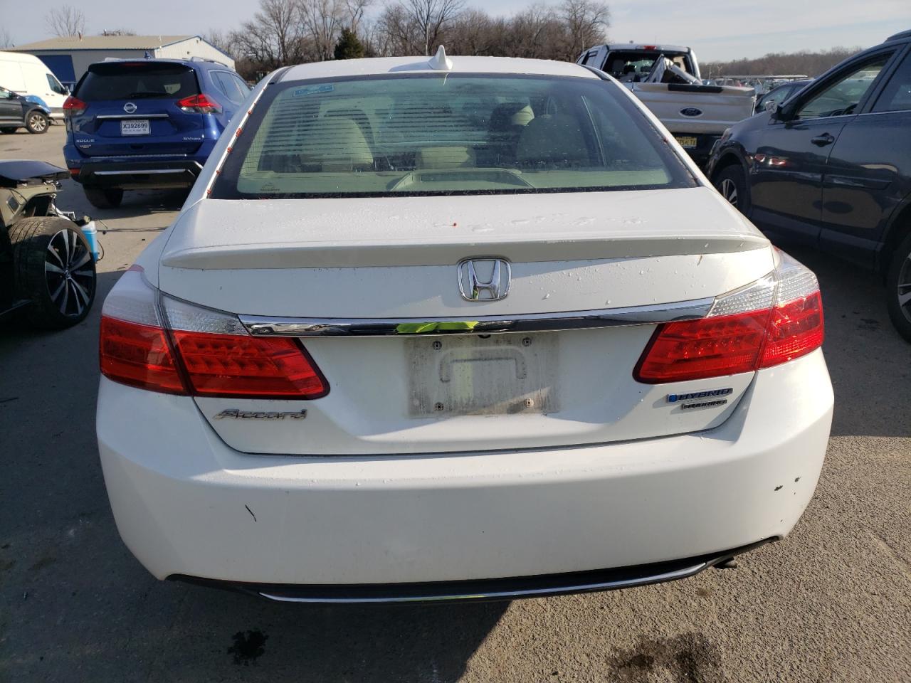 1HGCR6F72EA006492 2014 Honda Accord Touring Hybrid