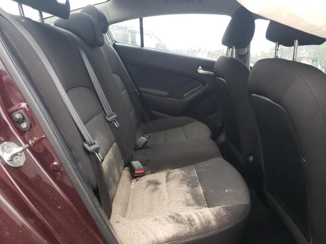 3KPFK4A75JE174212 KIA FORTE LX