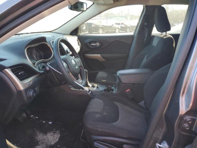 1C4PJLCB2JD561126 Jeep Cherokee Latitude