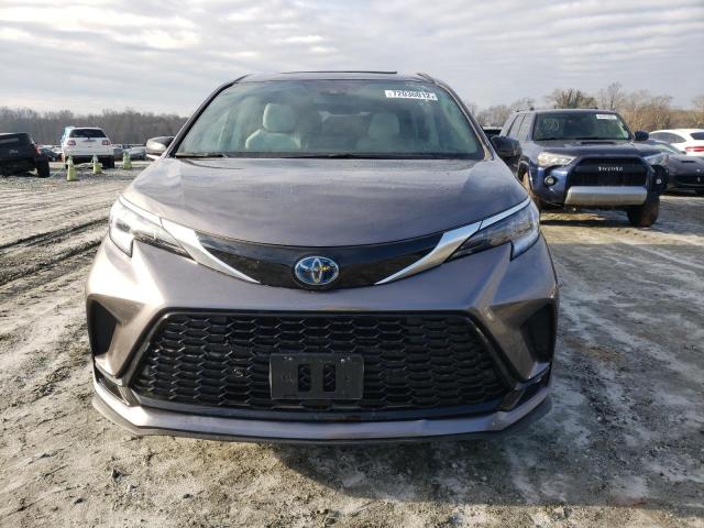 2022 TOYOTA SIENNA XSE 5TDXRKEC5NS084954
