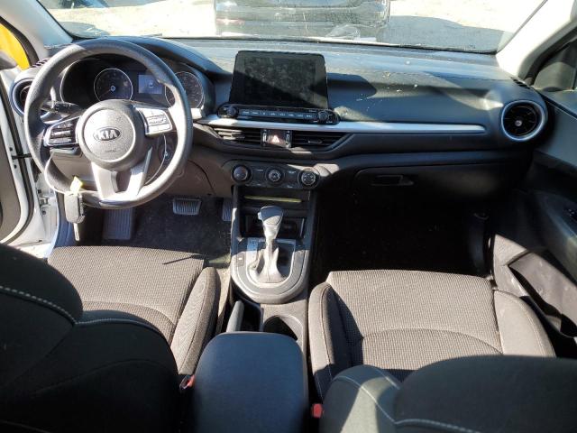 3KPF24AD2ME406808 KIA FORTE FE